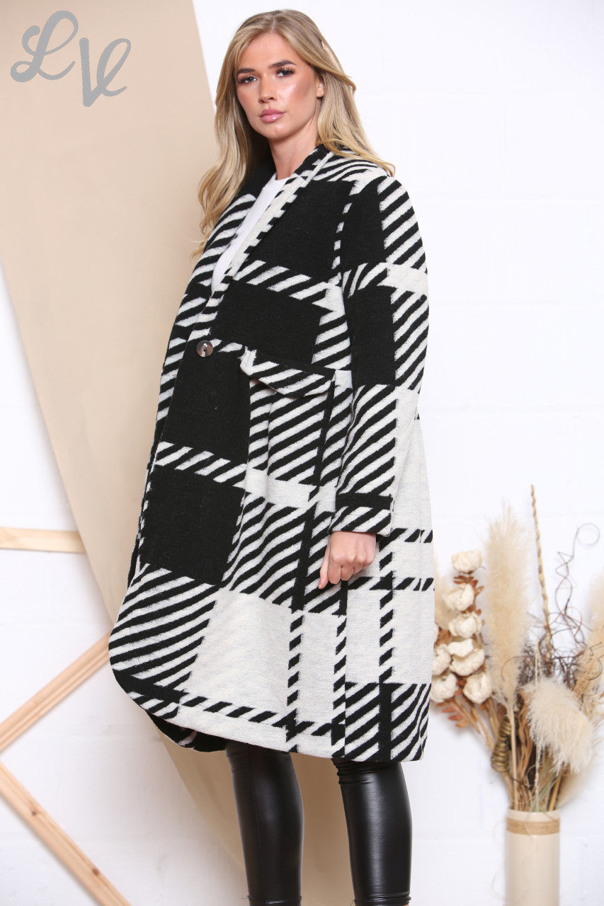 Dames wollen jas ruit Zwart Prijs WAS €24,99 NU €14,99