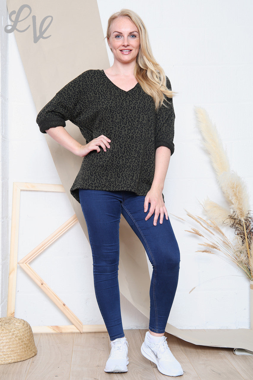 Dames Luipaardprint Fijngebreide V-hals Top Kaki Stukprijs € 11,99