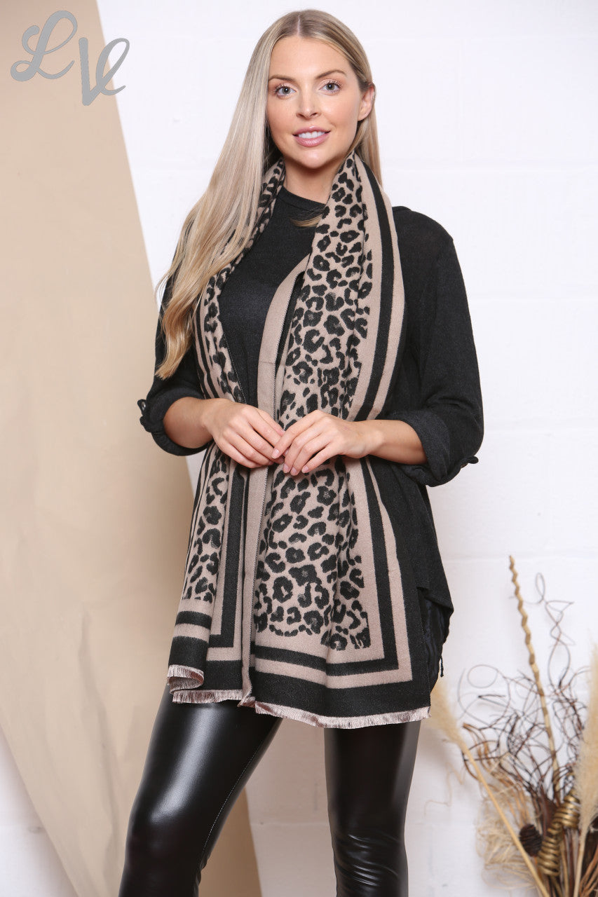 Dames Sjaal met Luipaardprint Rand Steen Stukprijs €8,99