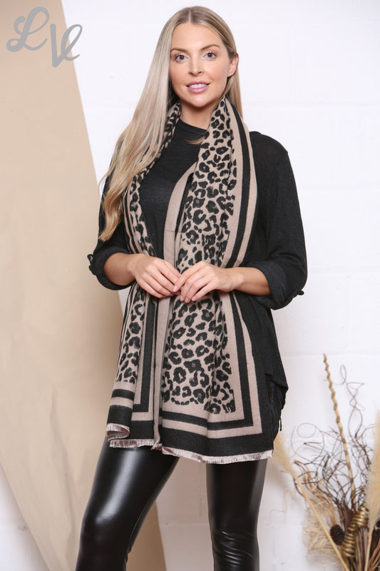 Dames Sjaal met Luipaardprint Rand Steen Stukprijs €8,99