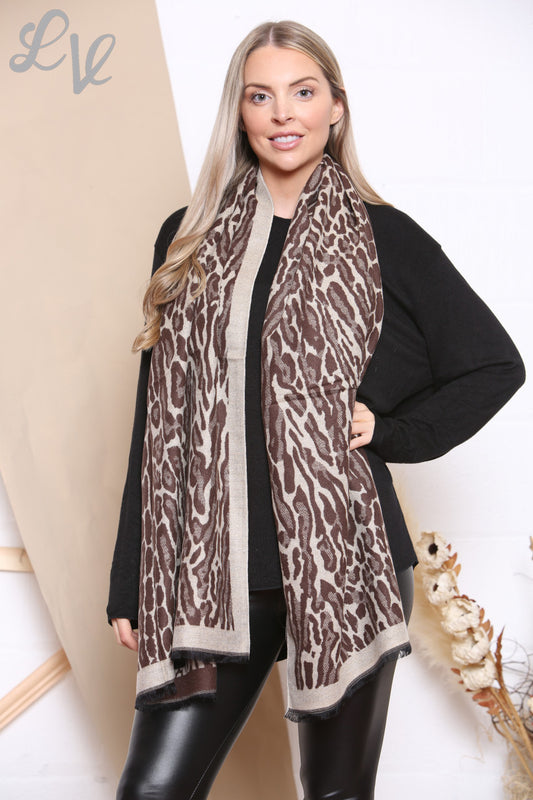 Dames sjaal met dierenprint - Tan Stukprijs WAS €8,99 NU €4,99