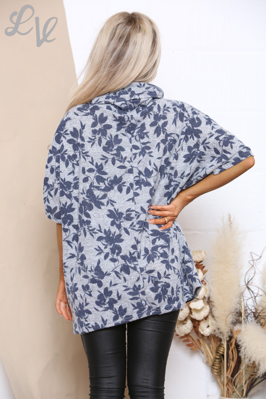 Dames trui met bladpatroon en col, grijs stukprijs WAS € 9,99 NU € 3,99