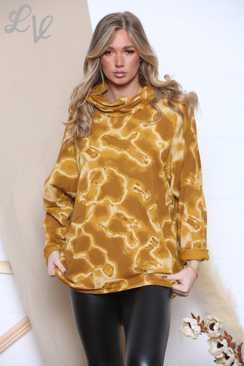 Dames Top met capuchonhals in zuurprint mosterd  Stuksprijs WAS £12,99 NU £6,99