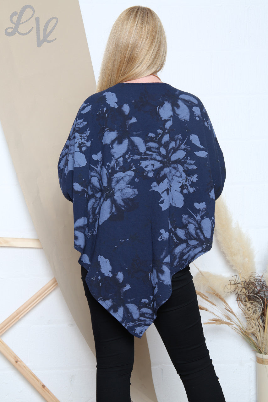 Dames Asymmetrische Zoom Bloemen Abstracte Print Top Marine Prijs per stuk €9,99