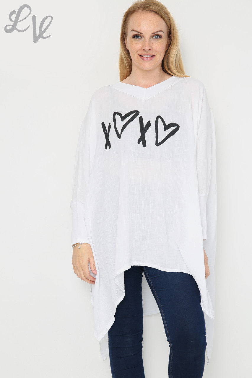 Dames Liefde Hart & Kruis Graphic Vleermuismouw Top Wit - Prijs per stuk £9,99