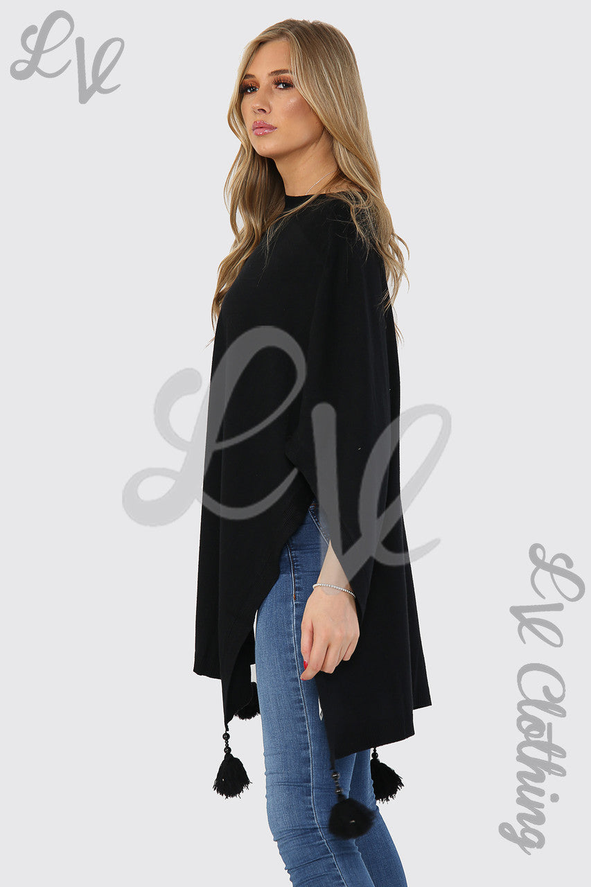 Dames Poncho/Jumper met Kwastjes en Pompoms Zwart - Prijs per stuk £15,99