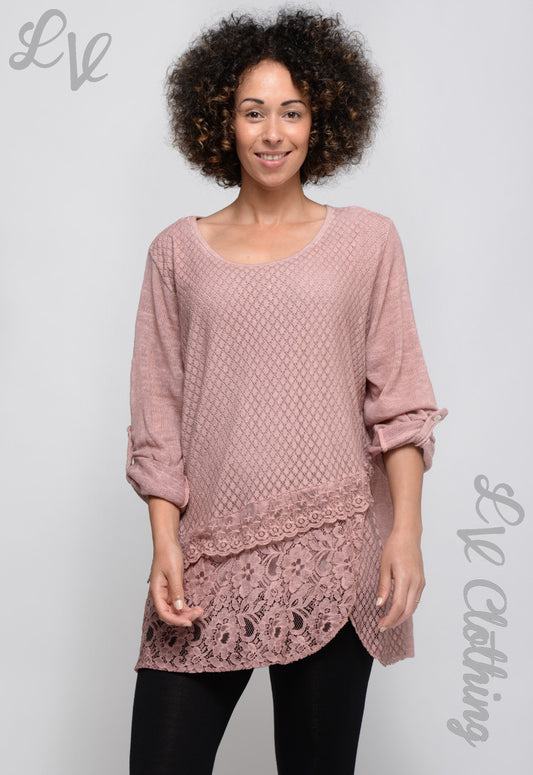 Dusty pink lace patterned top with 3/4 sleeves and scalloped lace hem