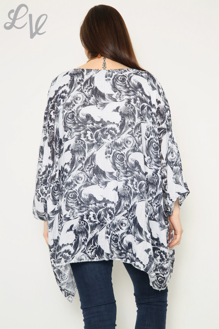 Ladies Baroque Print Batwing Top Black Unit Price £10.99