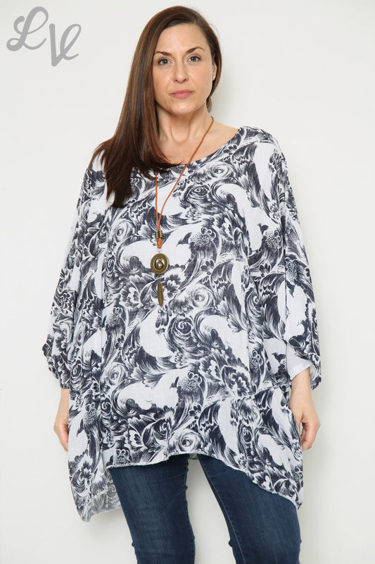 Ladies Baroque Print Batwing Top Black Unit Price £10.99