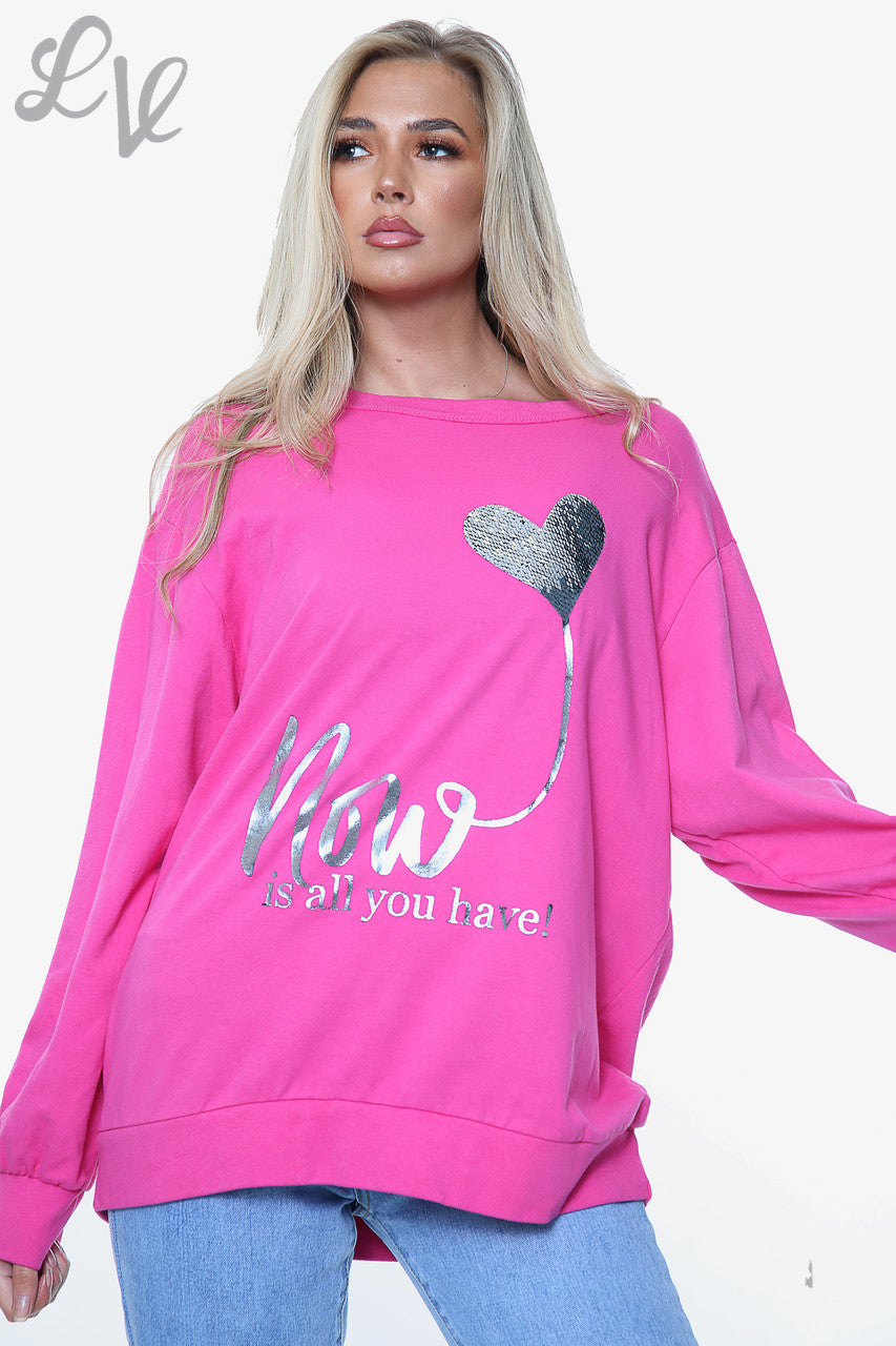 Dames 'Now Is All You Have' Folie Graphic Top Cerise Stukprijs WAS €12,99 NU €6,49