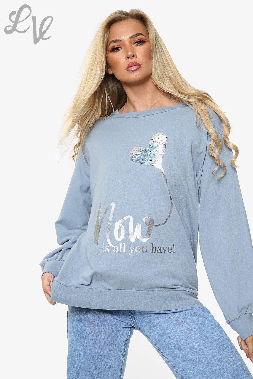 Dames 'Now Is All You Have' Folie Graphic Top Denim Stuksprijs WAS €12,99 NU €6,49