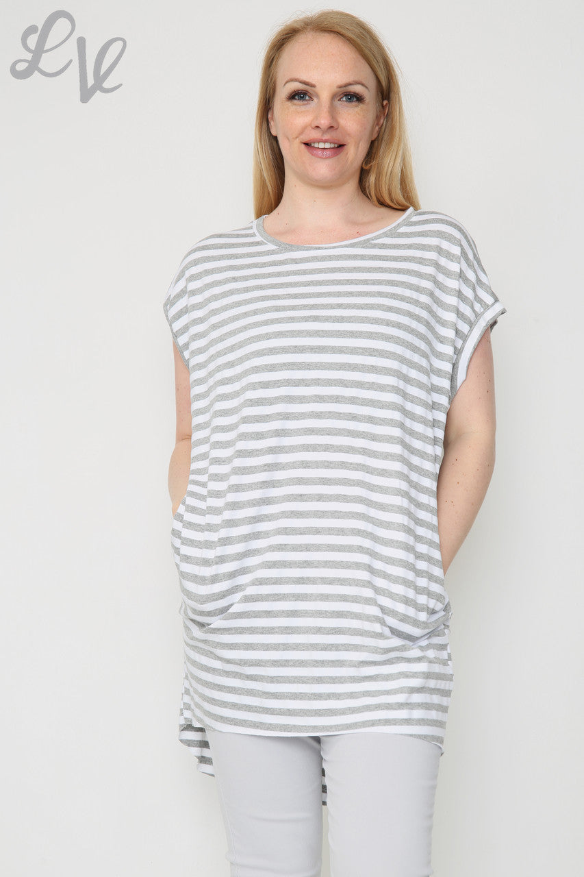 Dames gestreepte top met korte mouwen grijs Stukprijs £8,99