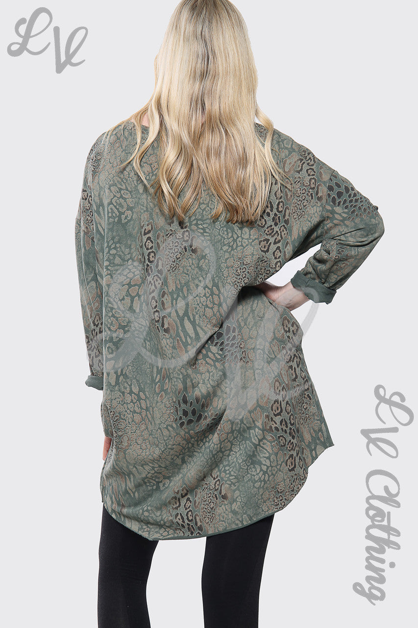 Ladies Leopard Print Italian Oversize Batwing Top Khaki Unit Price £16.99