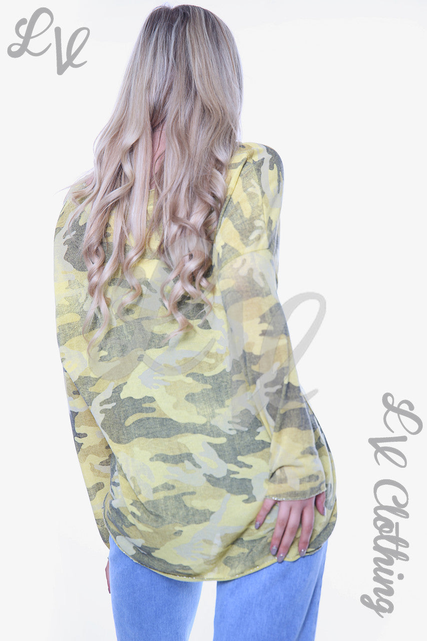 Dames Camouflageprint Top Mosterdstukprijs WAS €9,99 NU €7,49