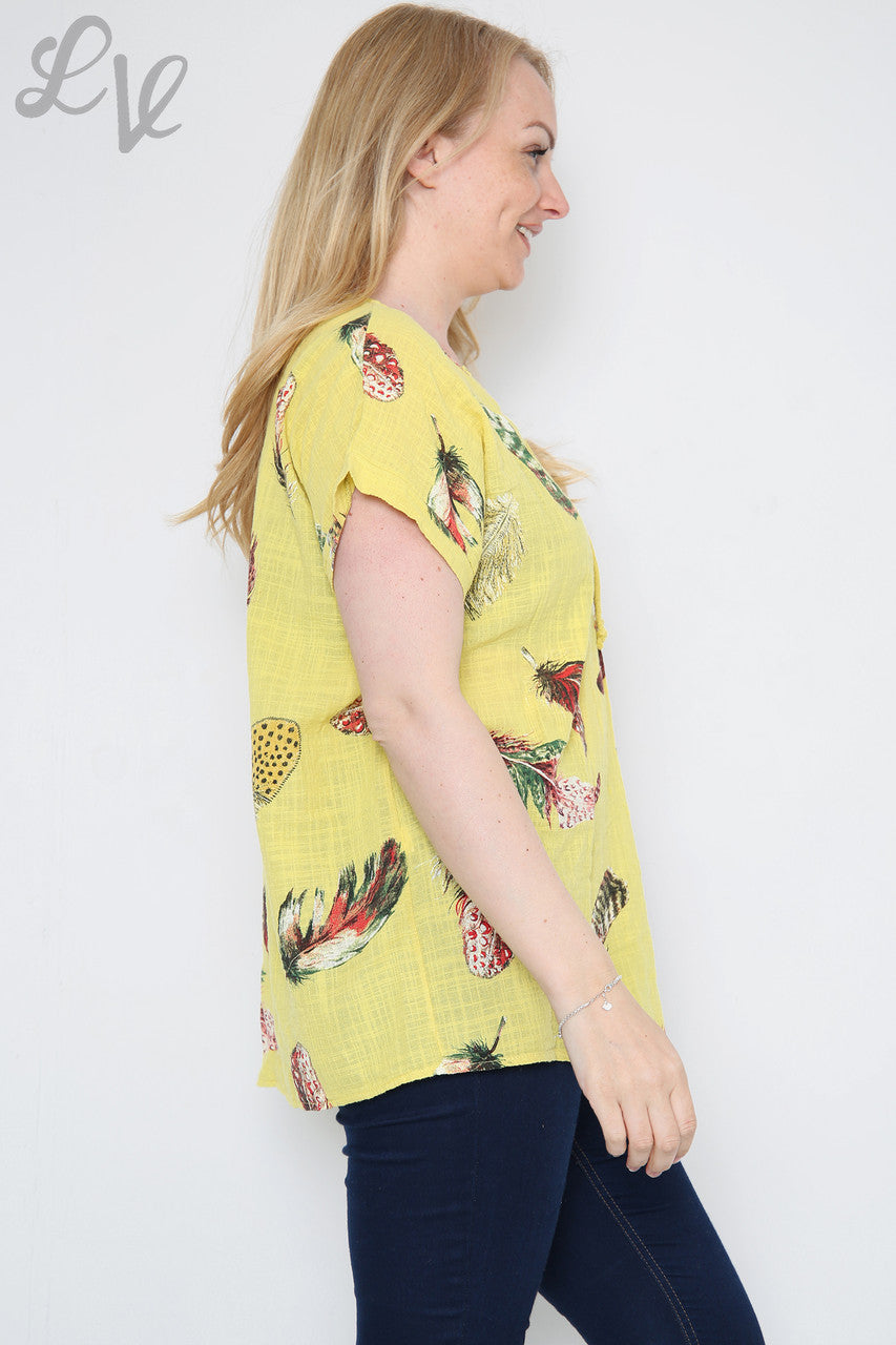 Dames Kleurrijke Top met Verenprint Mosterd Stukprijs £9.99
