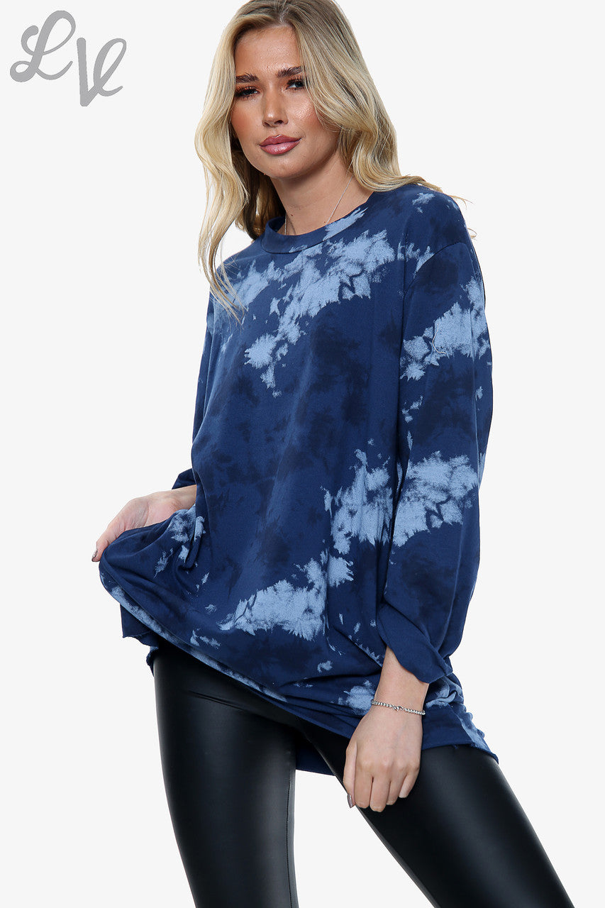 Dames sweatshirt met wolkenprint marineblauw. Prijs WAS € 13,99 NU € 6,99