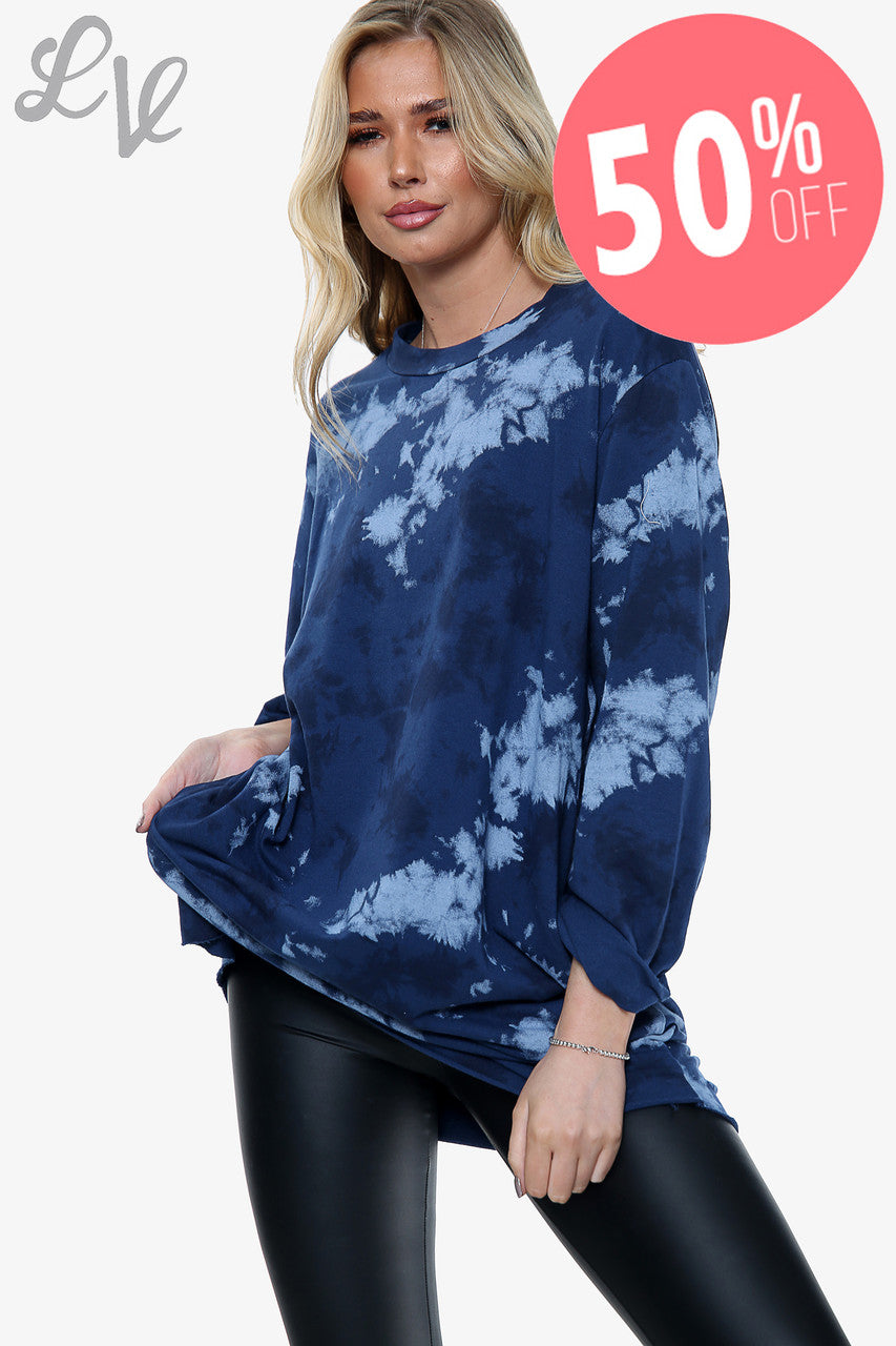 Dames sweatshirt met wolkenprint marineblauw. Prijs WAS € 13,99 NU € 6,99