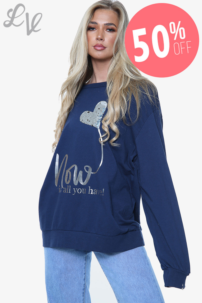 Dames 'Now Is All You Have' Top met Folieprint Navy Stuksprijs WAS €14,99 NU €7,49