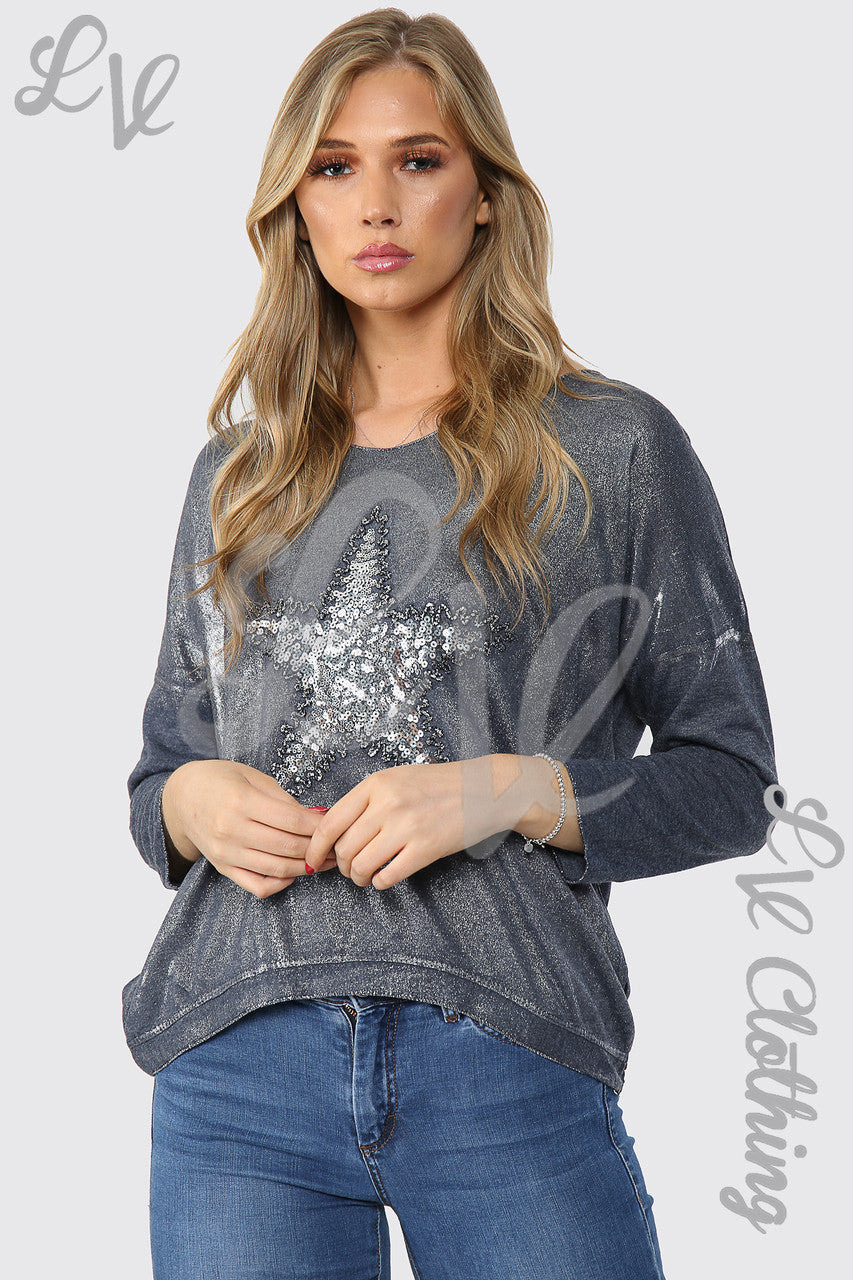Dames Top Met Glanzende Zilveren Ster Geborduurd Marineblauw - Prijs per stuk € 11,99