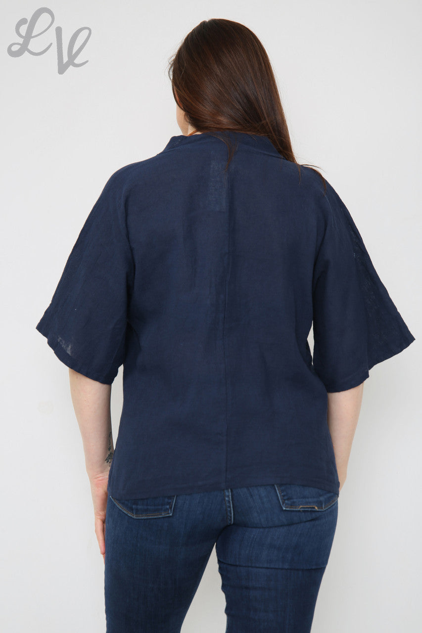 Dames Linnen Effen V-hals Top Met Ketting Marine Per stuk £9.99