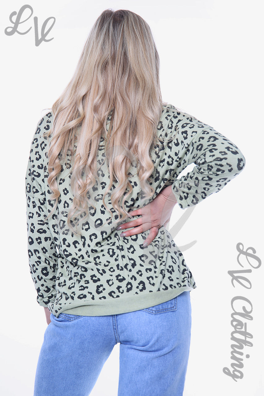 Dames Top met Luipaardprint en Fijne Brei Olijf Eenheidsprijs WAS €10,99 NU €8,24