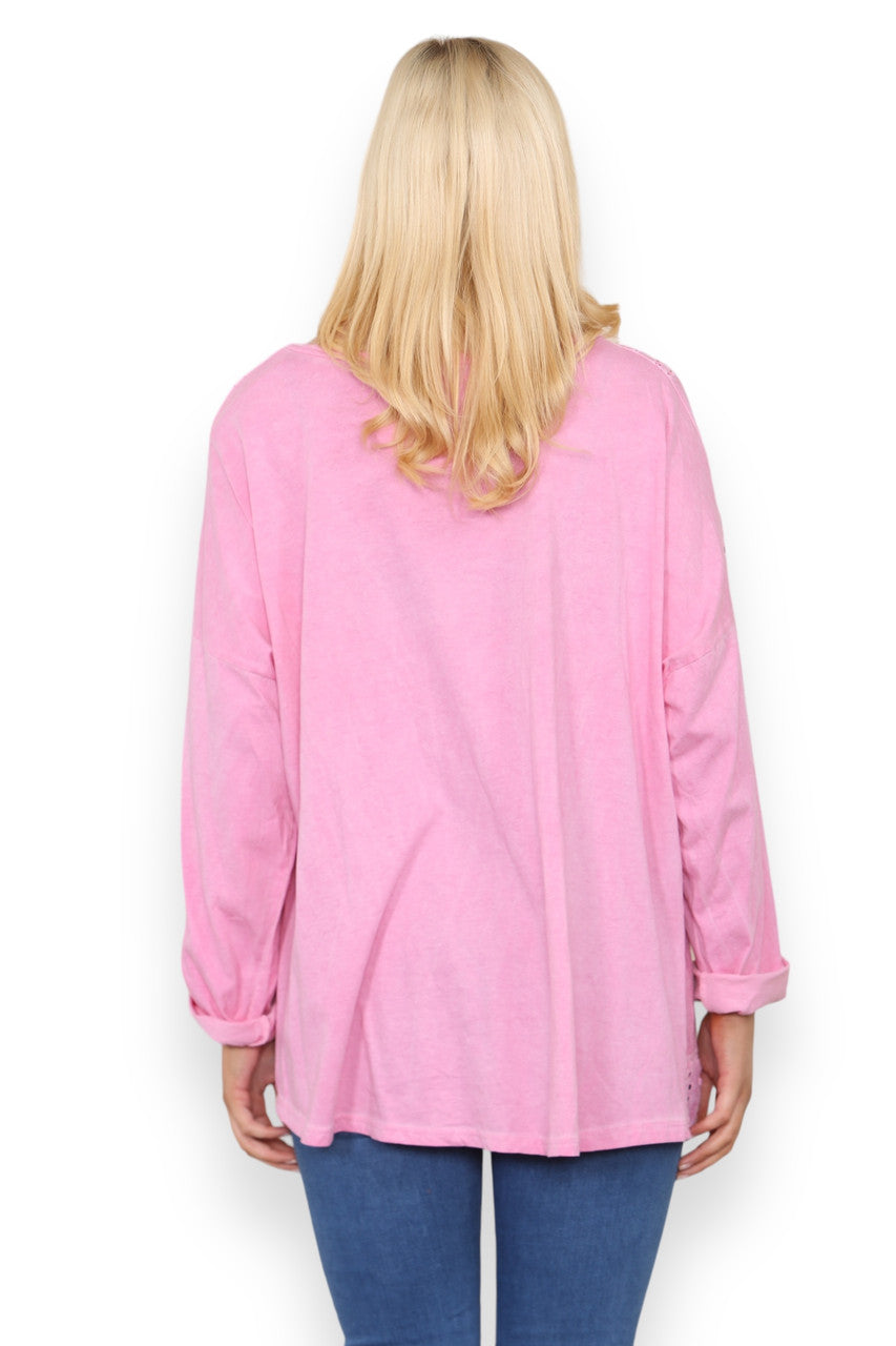 BRODERIE ANGLAISE SCHOUDER- & ZOOMDETAIL TOP BUBBLEGUM ROZE