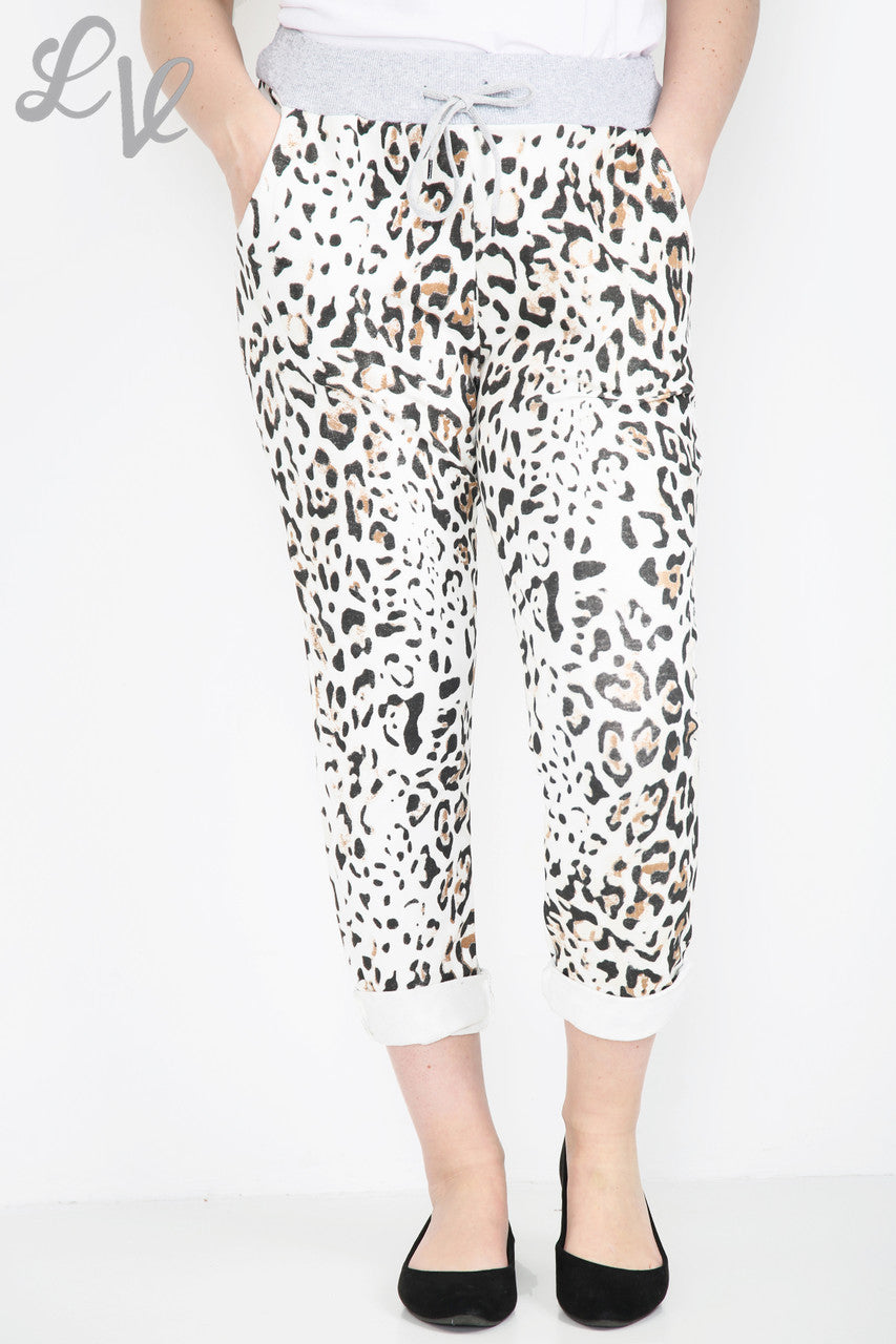Dames Joggingbroek met Cheetahprint Wit - Stukprijs €6,99