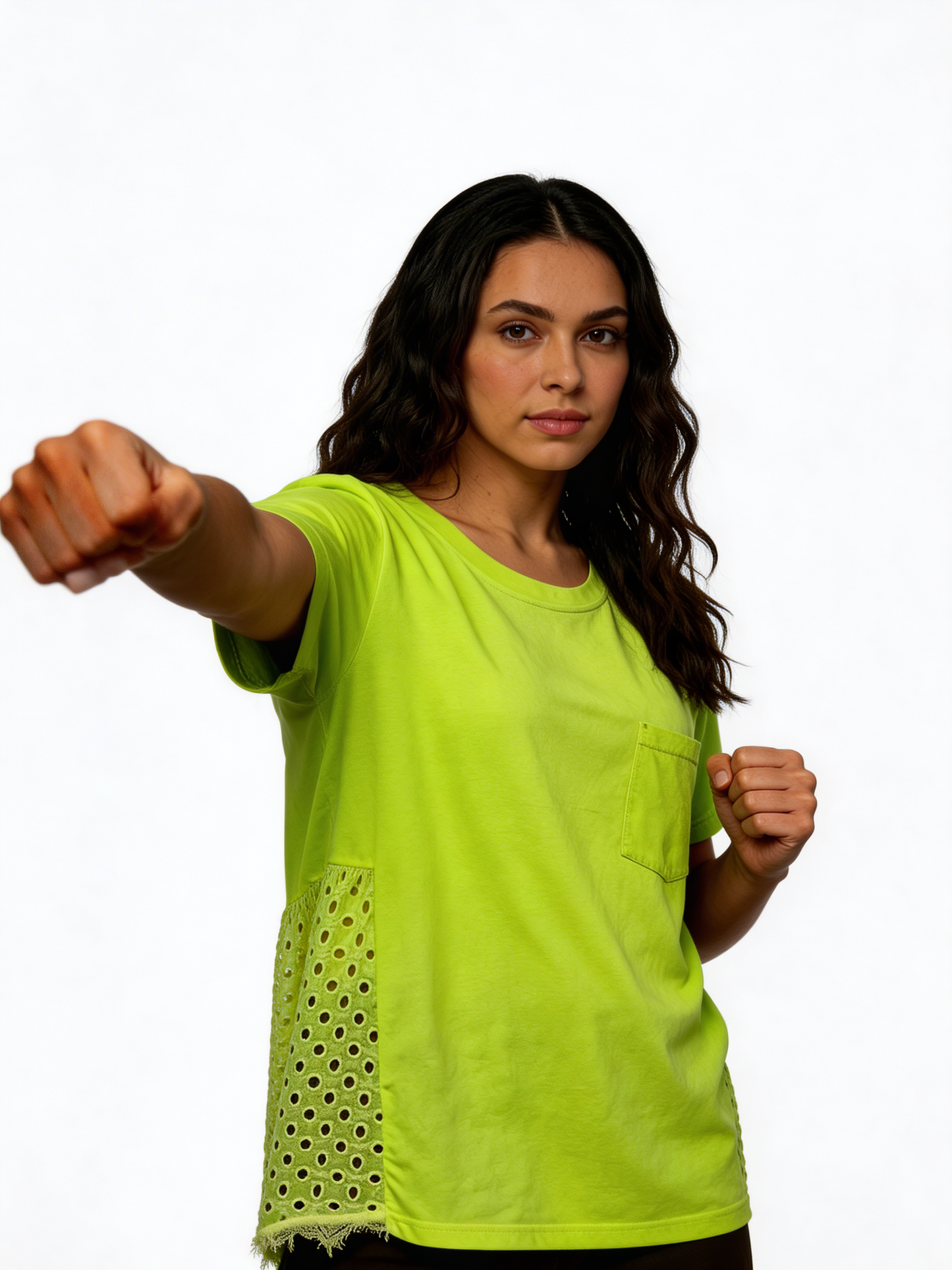 Sunlit Ease Relaxed Fit Katoenen T-shirt met Perforatiepaneeldetail - Limoen