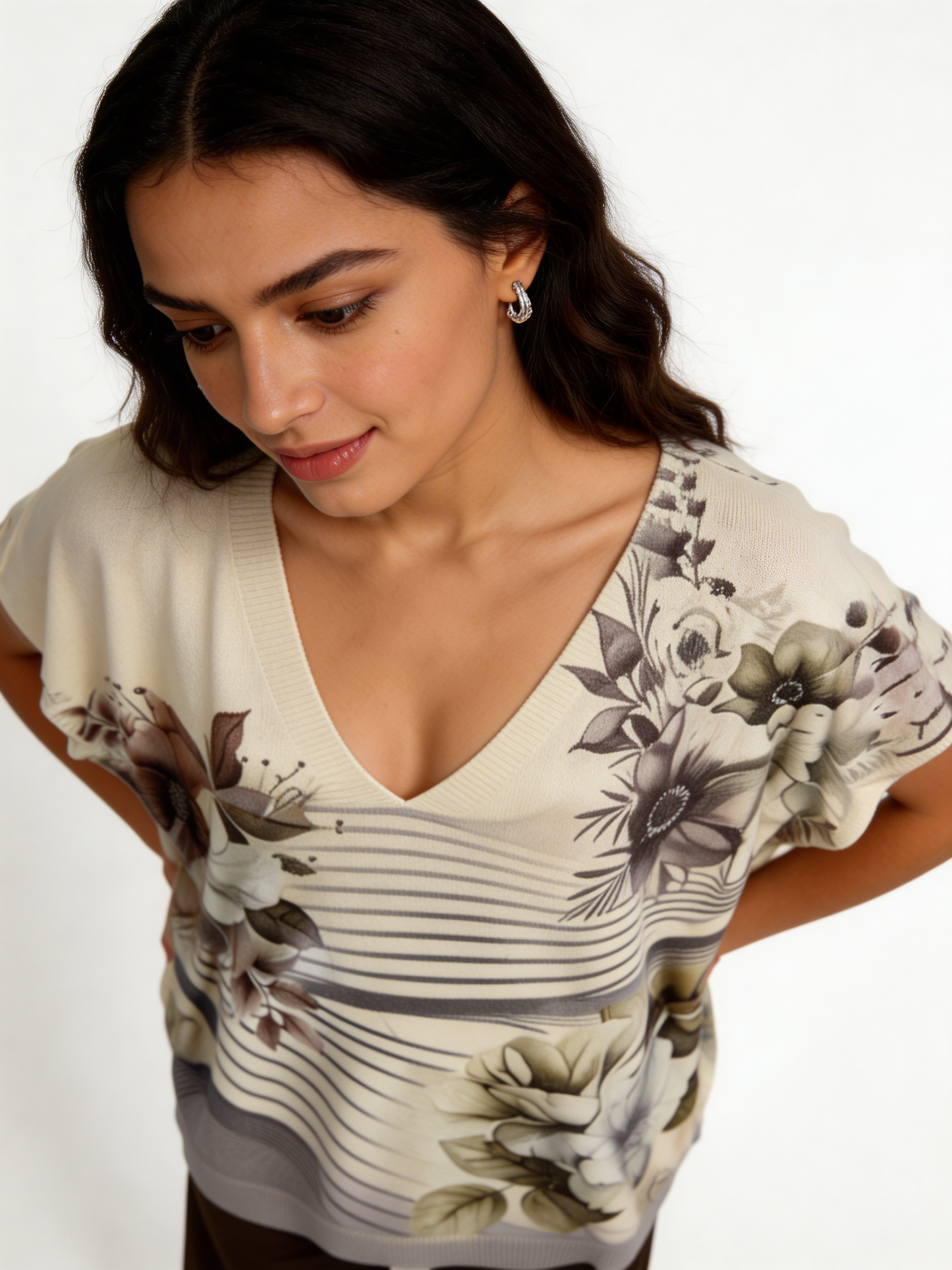 Floral Stripe Print Oversized Tank Top | Botanical V-Neck Batwing Jumper - Grey