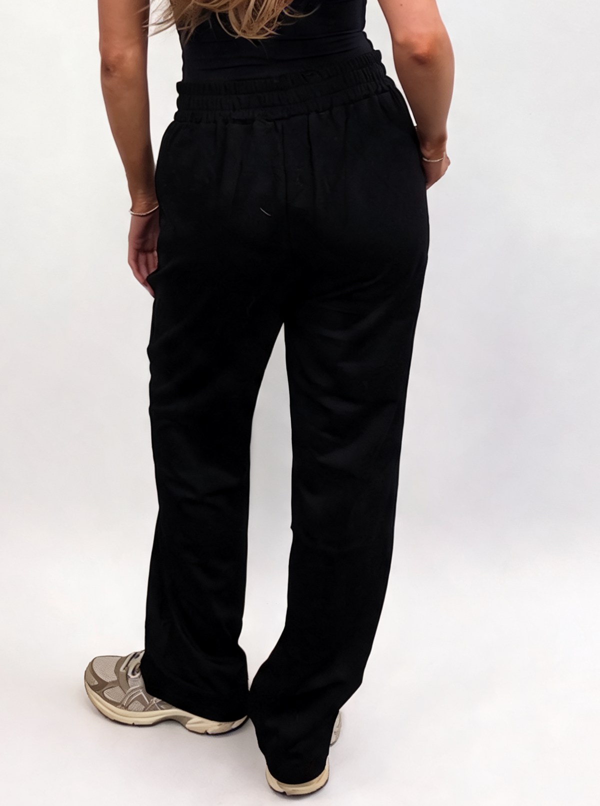 Elasticated Waist Relaxed Straight Leg Jersey Joggers