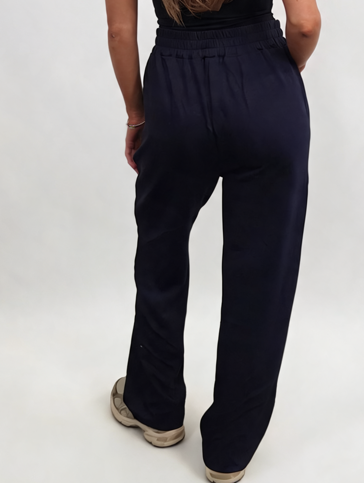 Elasticated Waist Relaxed Straight Leg Jersey Joggers